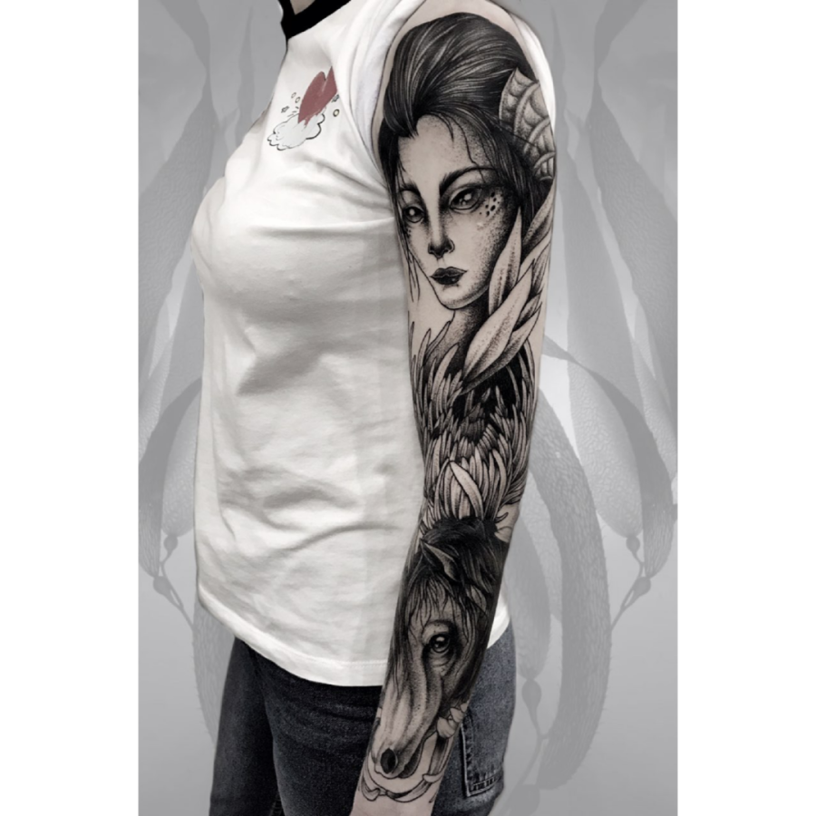 Tattoo Wade Mann mit Maske und Rose